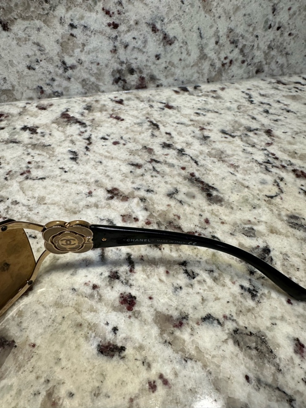 CHANEL Brown Gradient Sunglasses with Gold Camellia Accents - Picture 5 of 6
